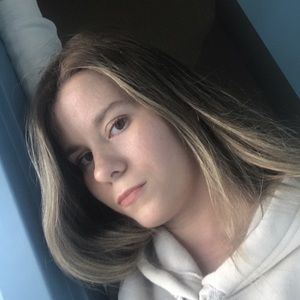 Meet your Posher, Daniella